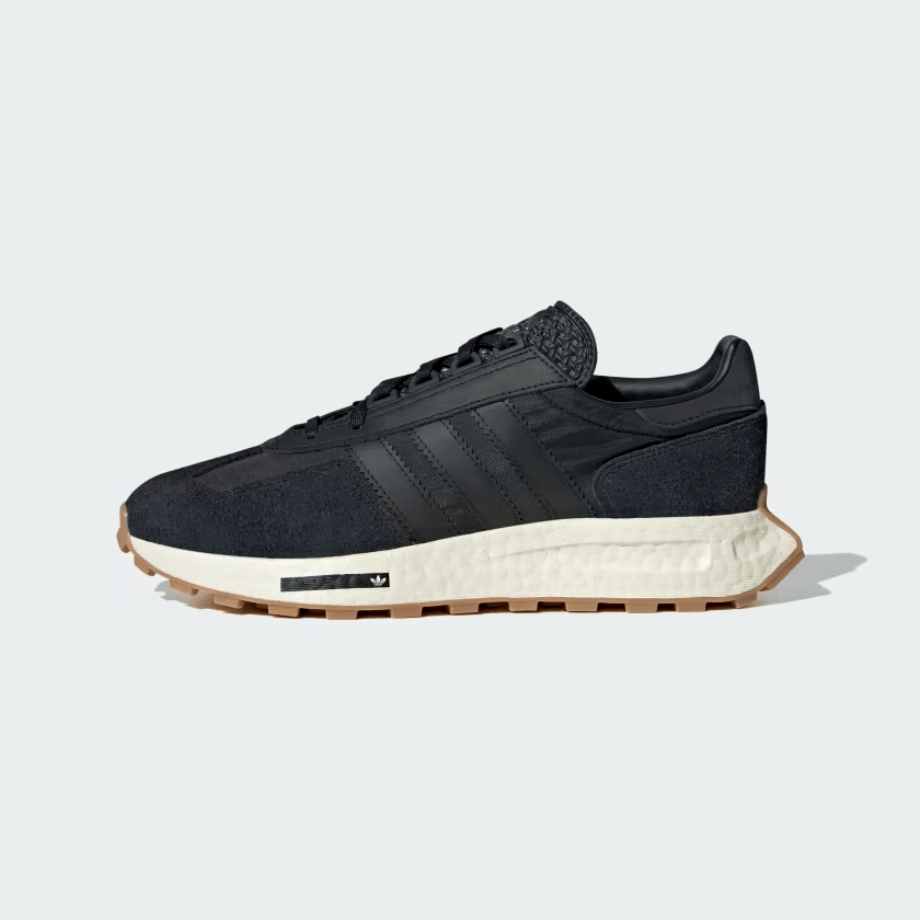 Retropy_E5_Shoes_Black_H03080_01_standard