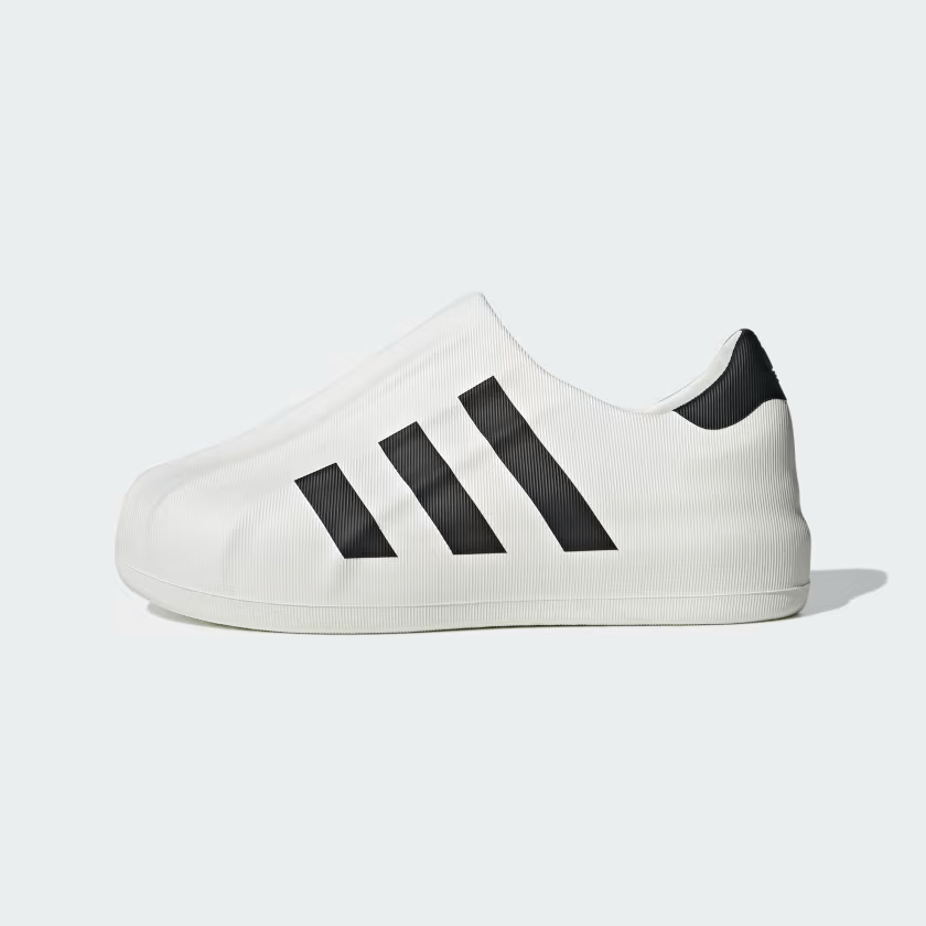 adidas_Superstar_Schuh_Weiss_HQ8750_01_standard