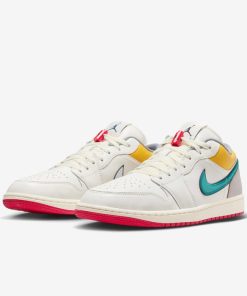 Alternative view of کتونی روزمره جردن Air Jordan 1 Low Premium